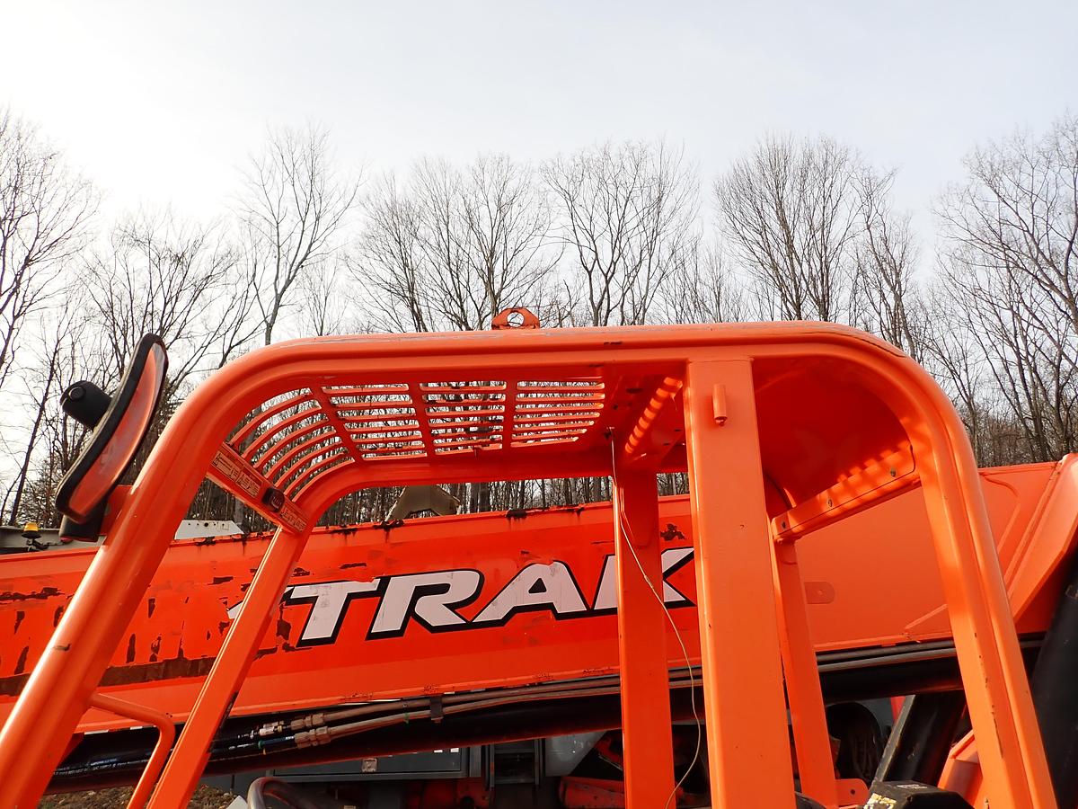 Used 2018 Skytrak 8042 8K Telehandler