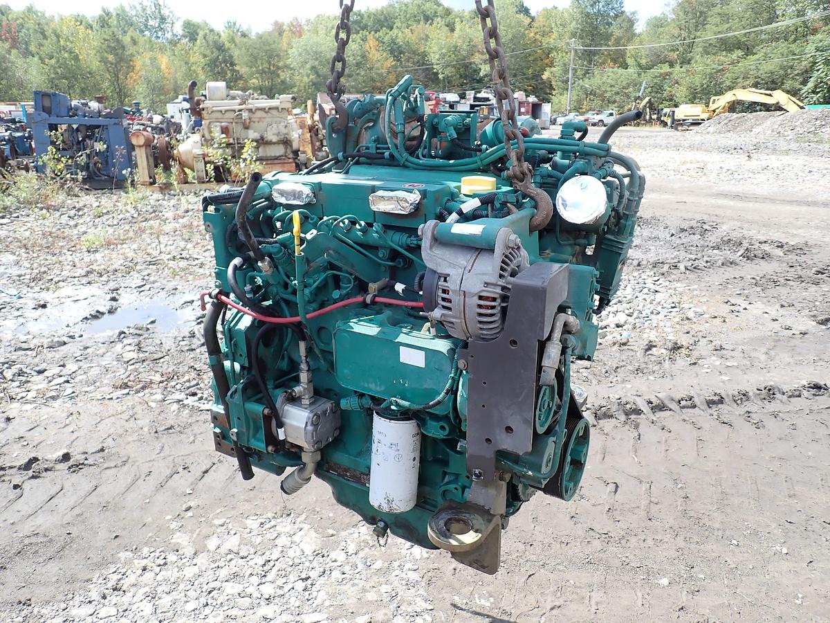 Used 2014 Volvo D4H Diesel Engine SD115 ROLLER