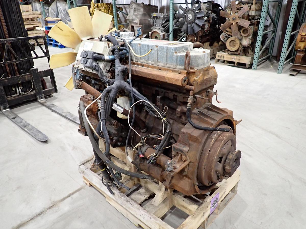Used 2000 International DT530E Truck Engine