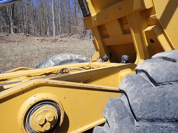 Used 2014 CAT 740B