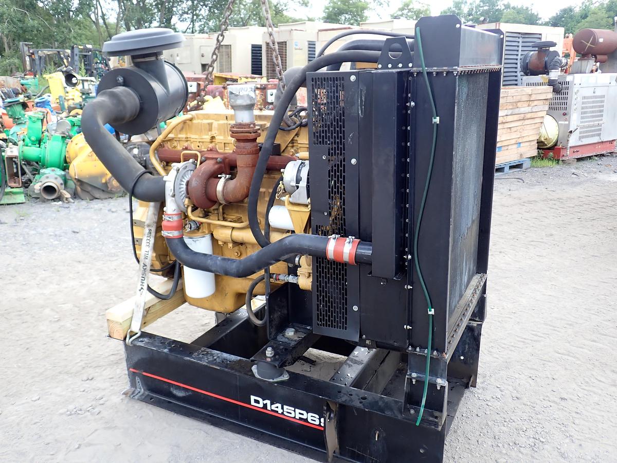 Used 2004 International DT530E Diesel Engine 325 HP