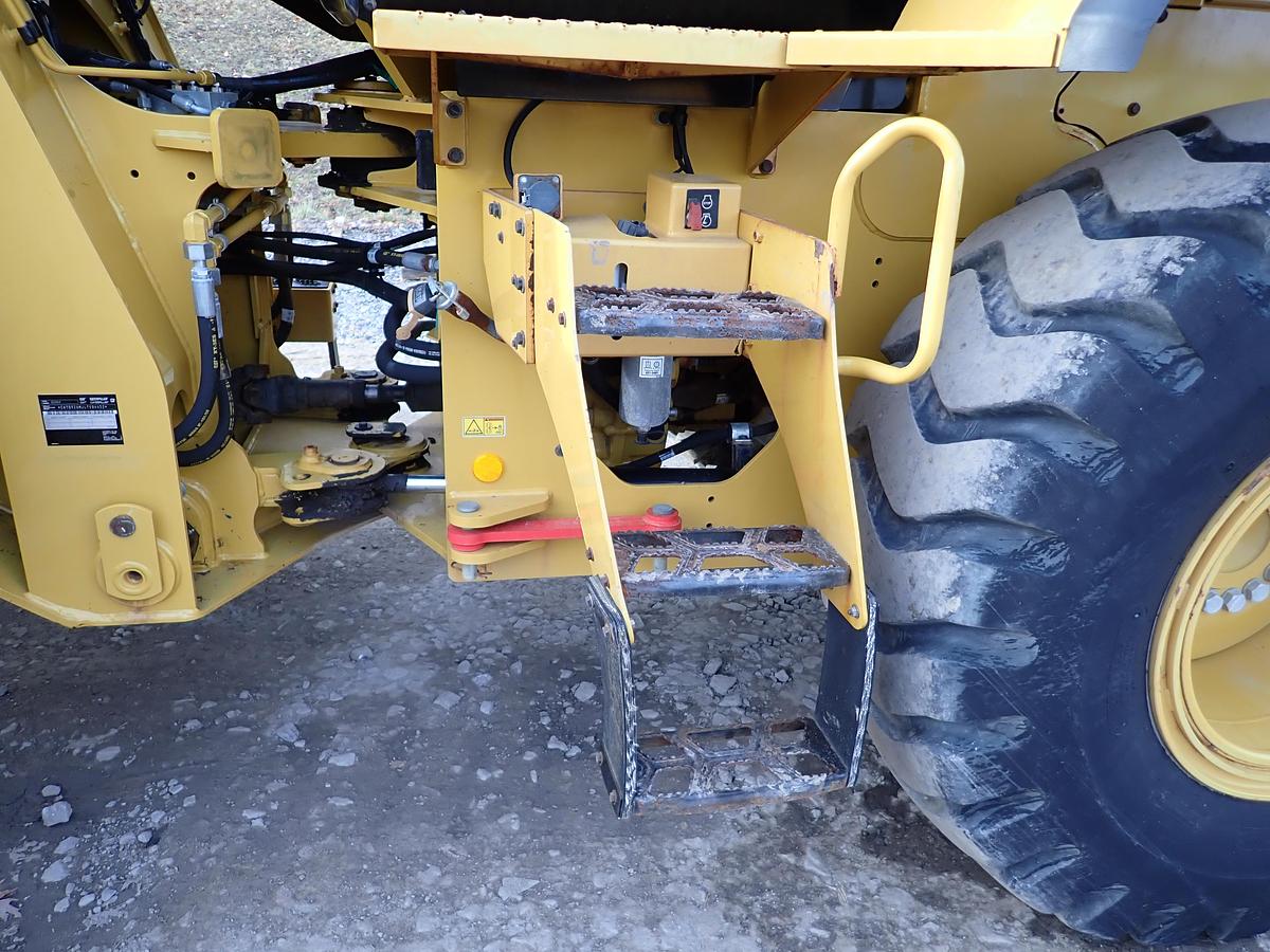 Used 2017 CAT 926M Wheel Loader 738 ORIGINAL HOURS!
