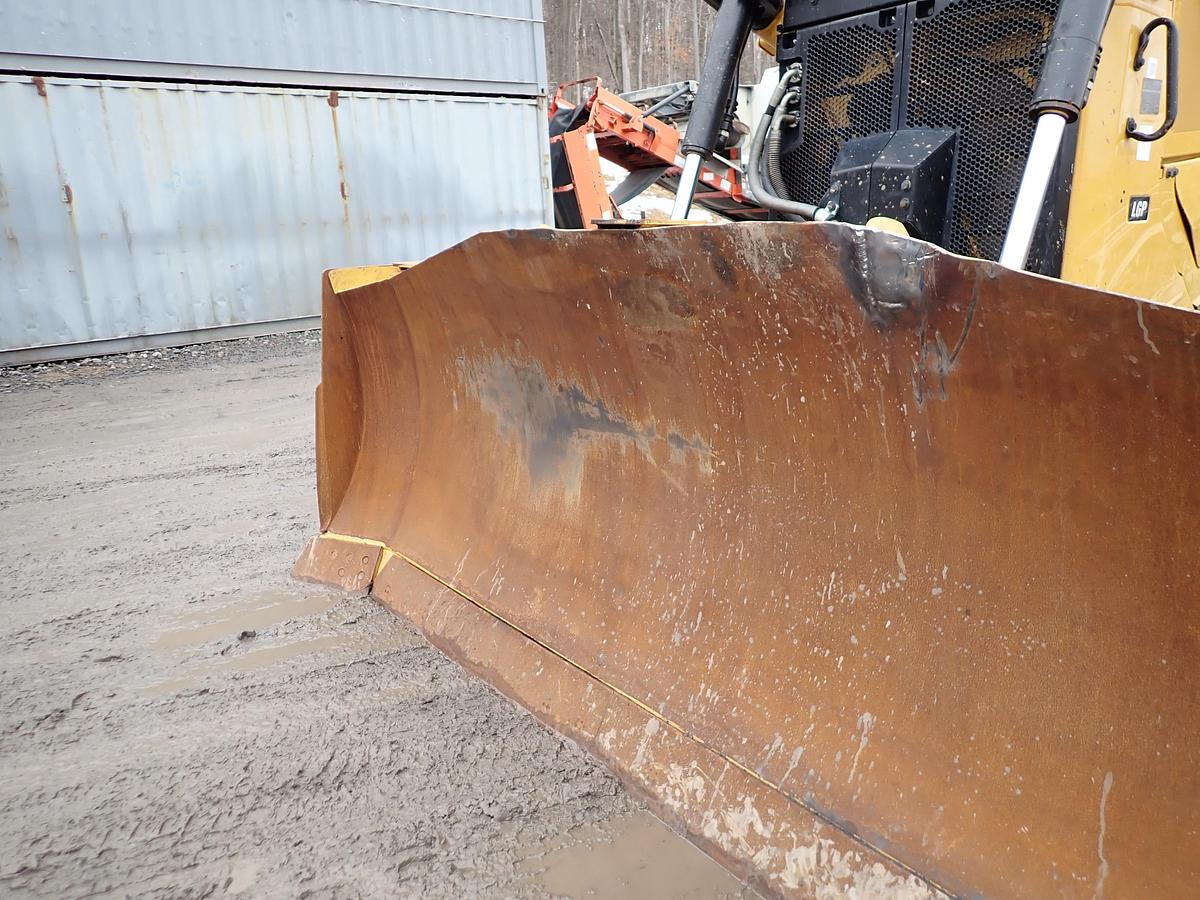 Used 2022 CAT D6 LGP Crawler Dozer 