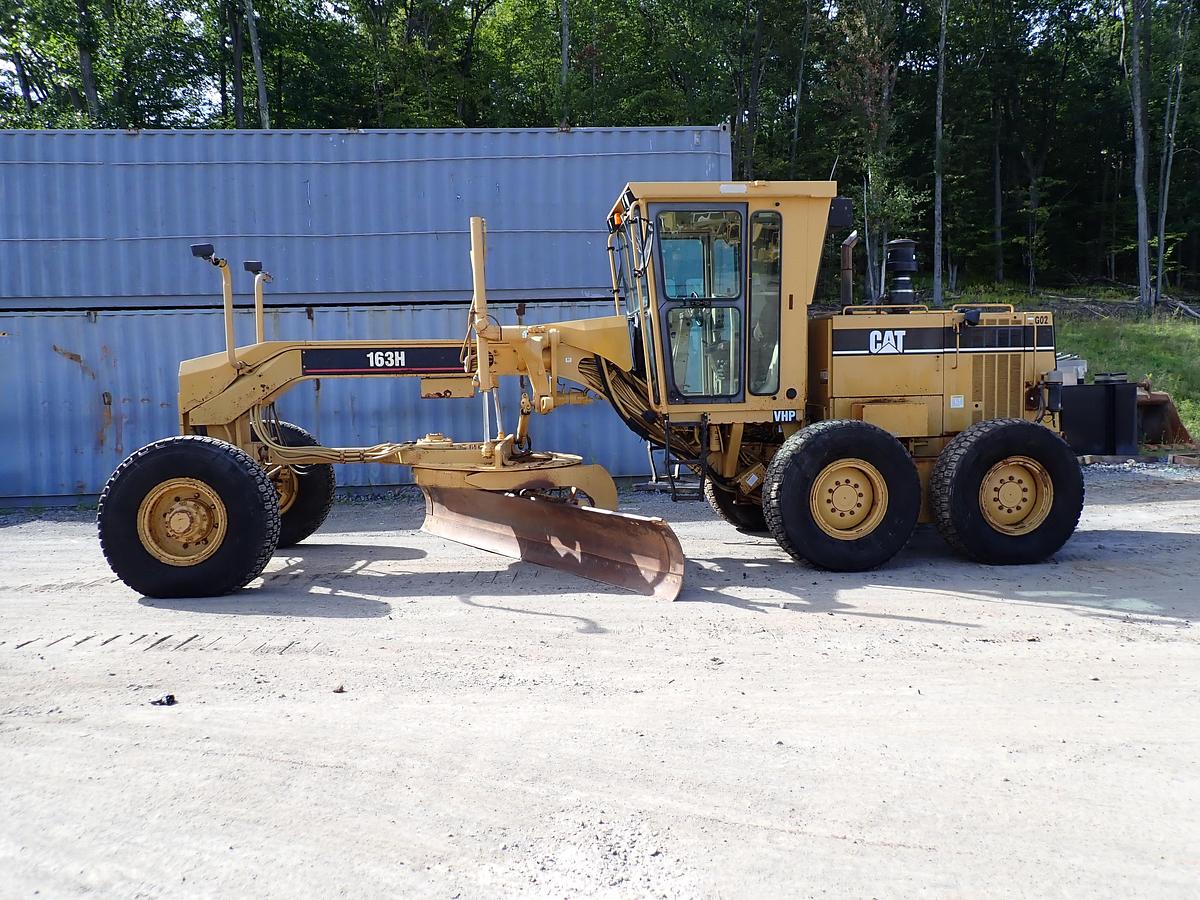 Used 1998 CAT 163H Motor Grader