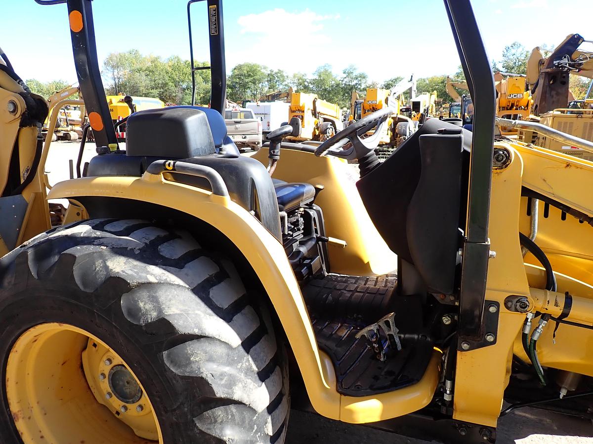 Used 2011 John Deere 110 Loader Backhoe