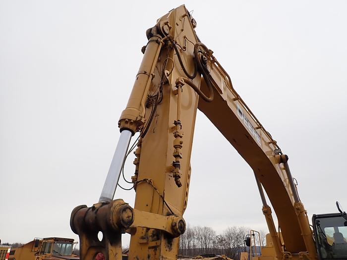 Used 2004 John Deere 600C LC Excavator