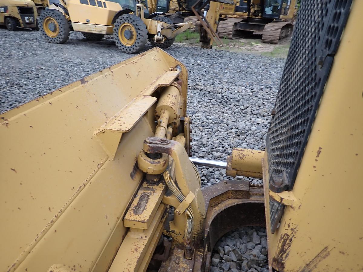 Used 1989 CAT D4H Series II Crawler Dozer 