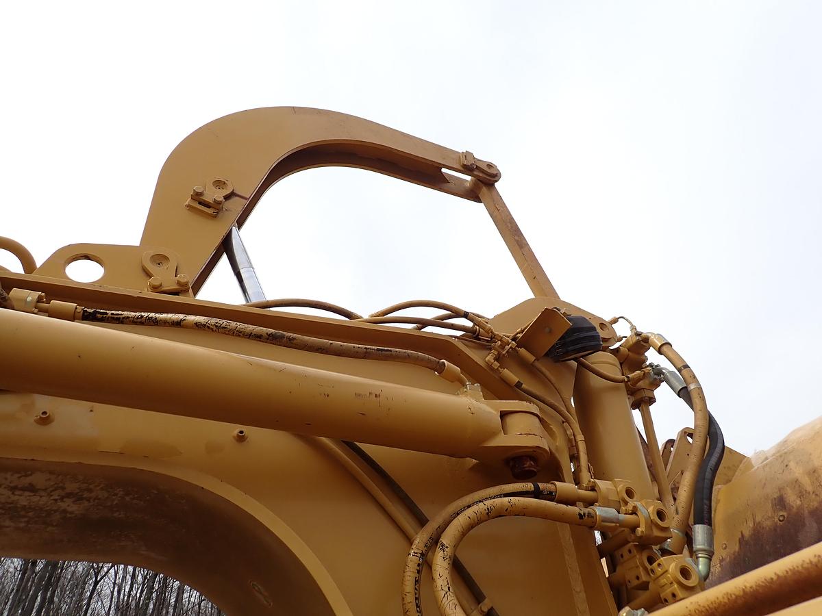 Used 2007 CAT 621G Motor Scraper