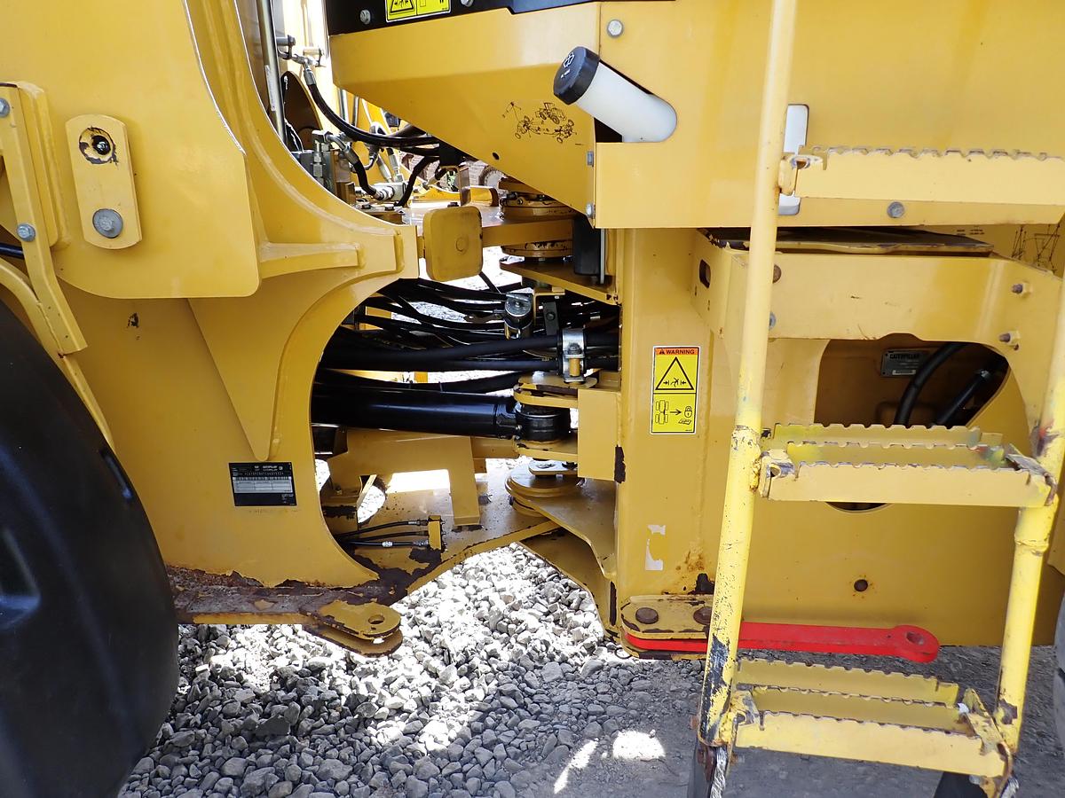 Used 2011 CAT 928HZ Wheel Loader 6000 HOURS! QUICK COUPLER