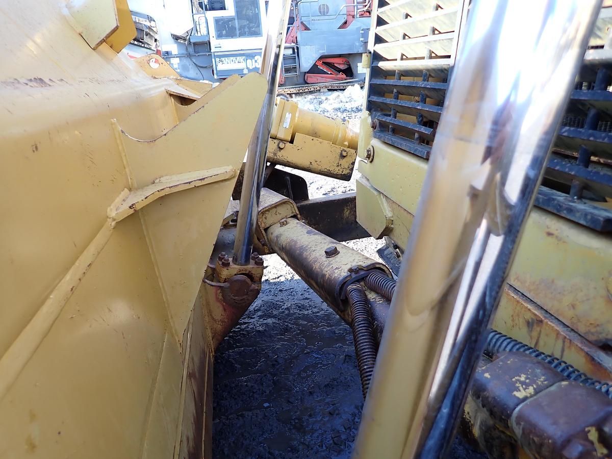 Used 2002 CAT D7R SERIES II Crawler Dozer