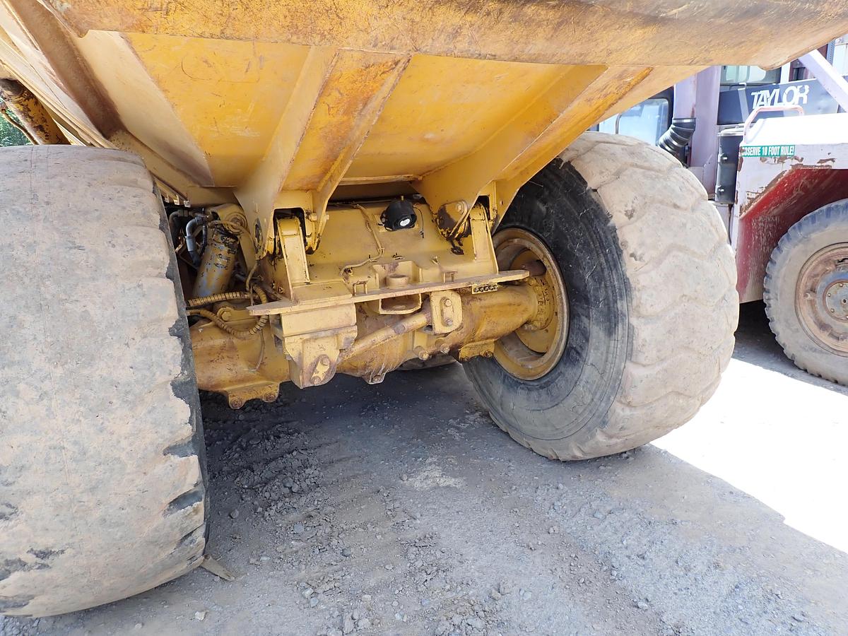 Used 1991 CAT D350D Articulated Haul Truck