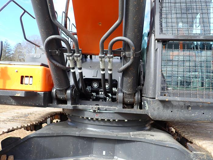 Used 2021 Doosan DX490LC-5