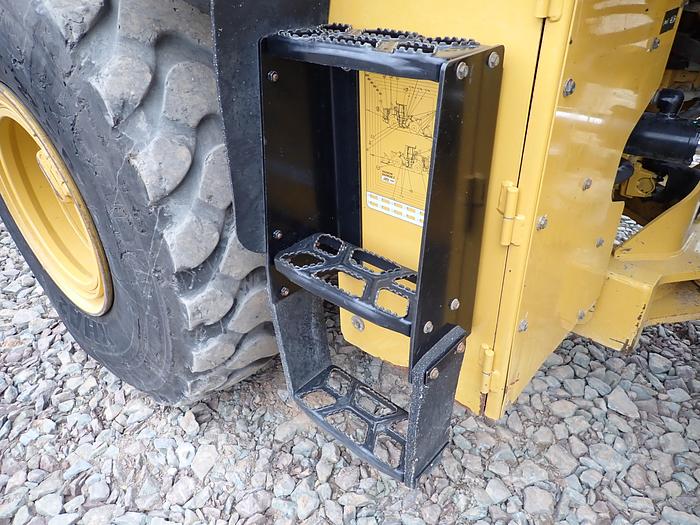 Used 2019 CAT 950M Wheel Loader