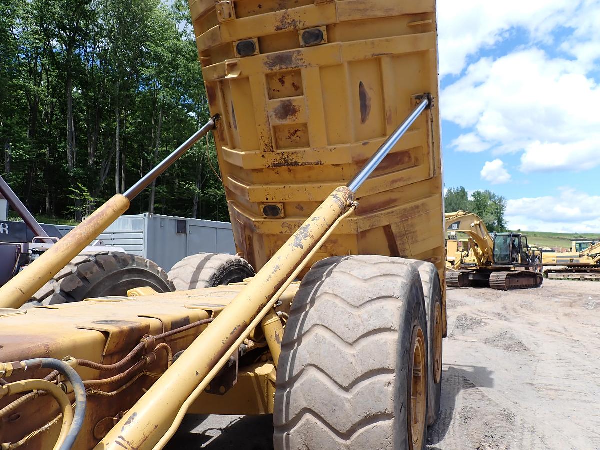 Used 1991 CAT D350D Articulated Haul Truck