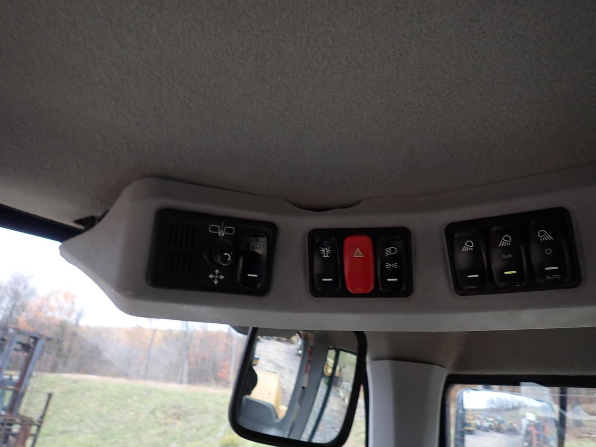 Used 2019 CAT 938M Wheel Loader