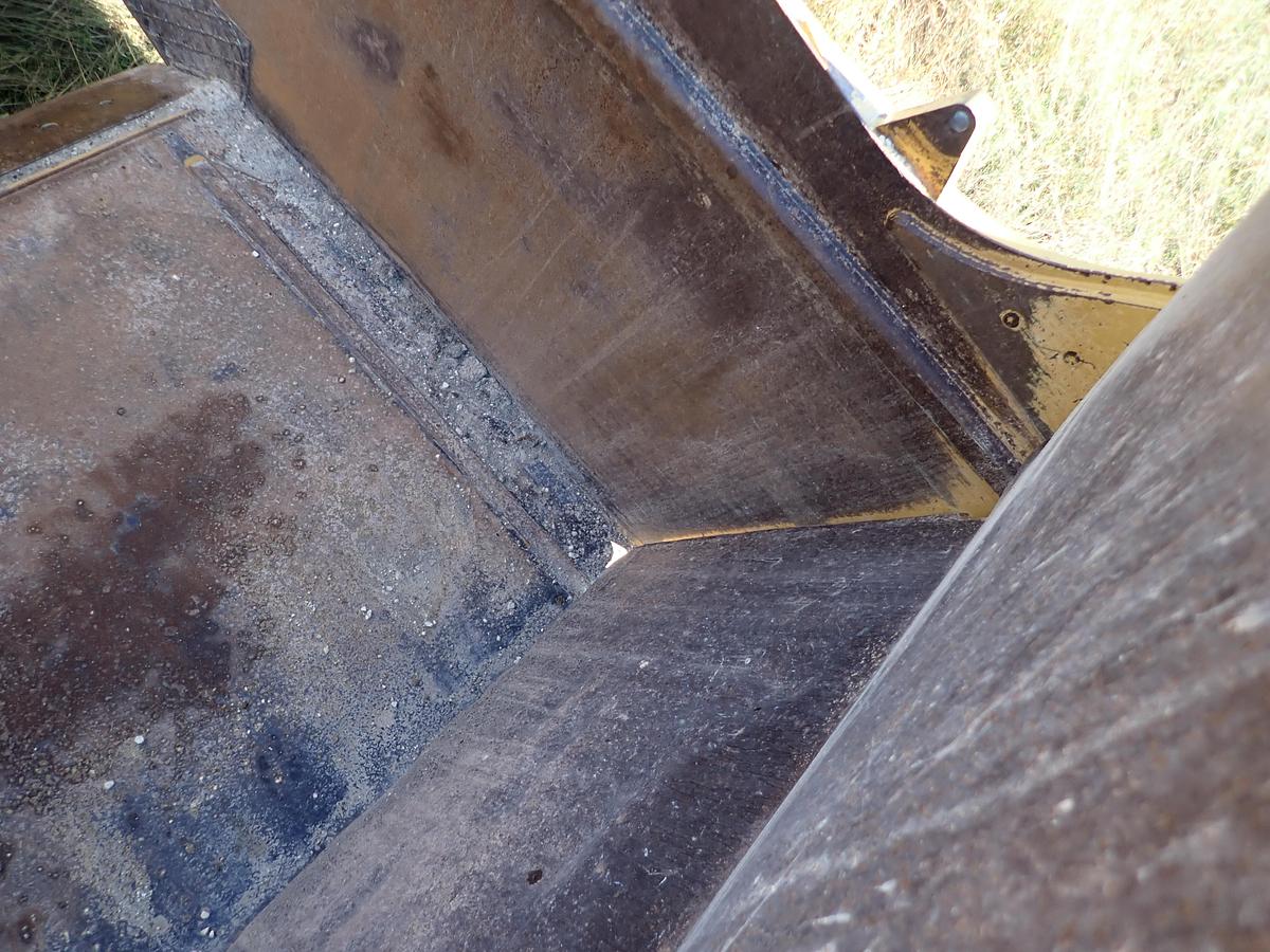 Used 2007 CAT 621G Motor Scraper