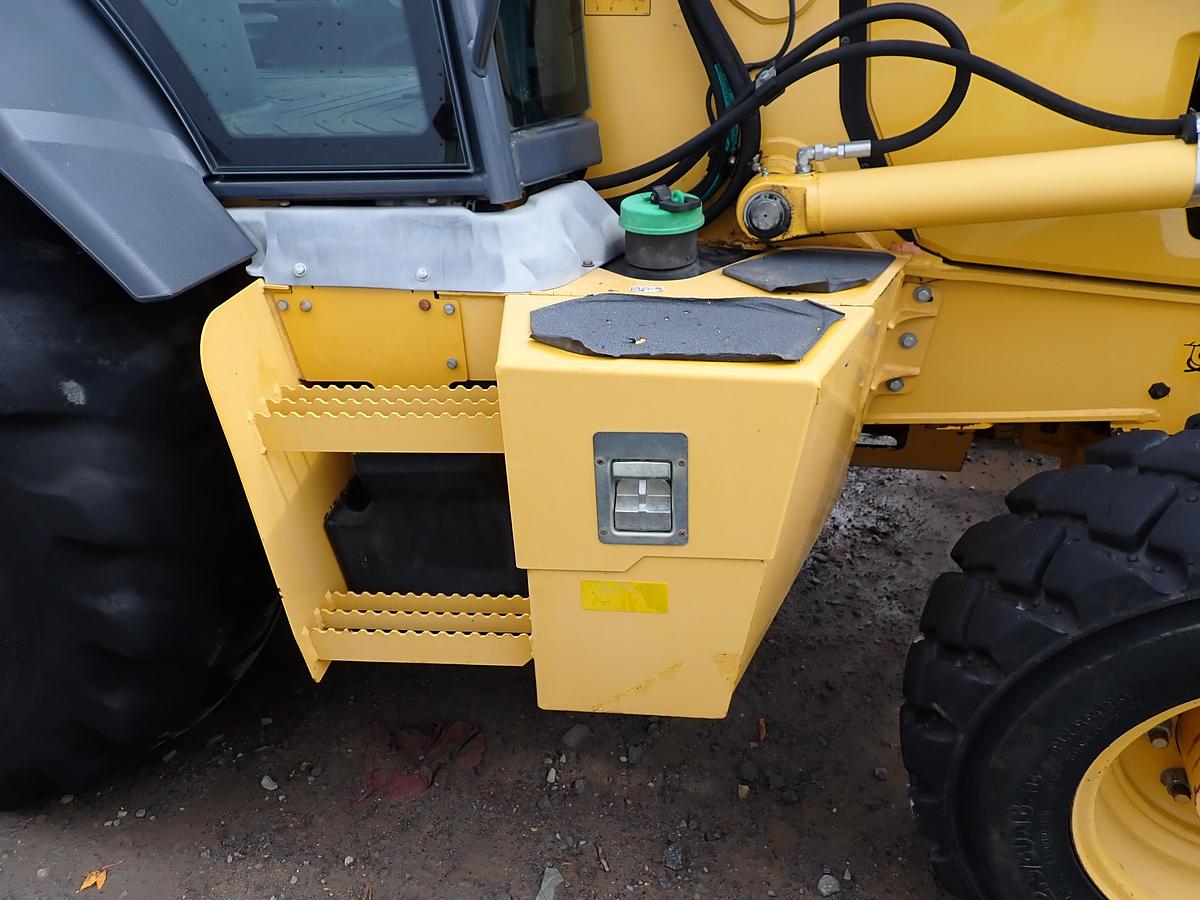 Used 2017 John Deere 410L Backhoe Loader