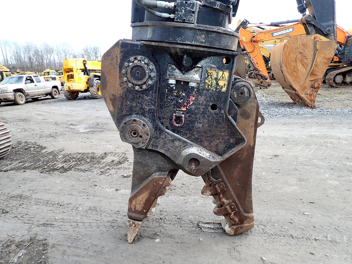 Used 2015 CAT 329FL Hydraulic Excavator 