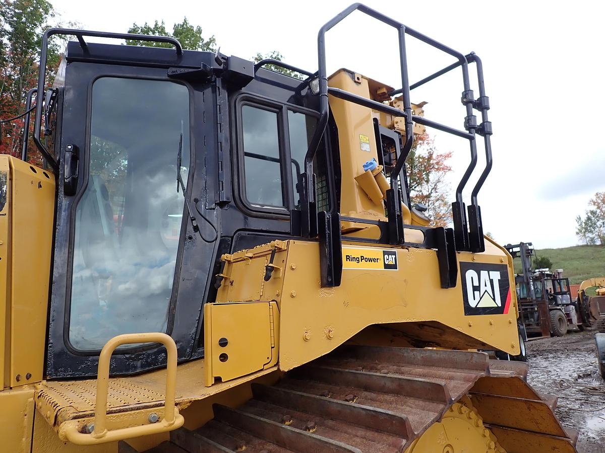Used 2017 CAT D6T LGP Crawler Dozer w/ PACCAR Winch