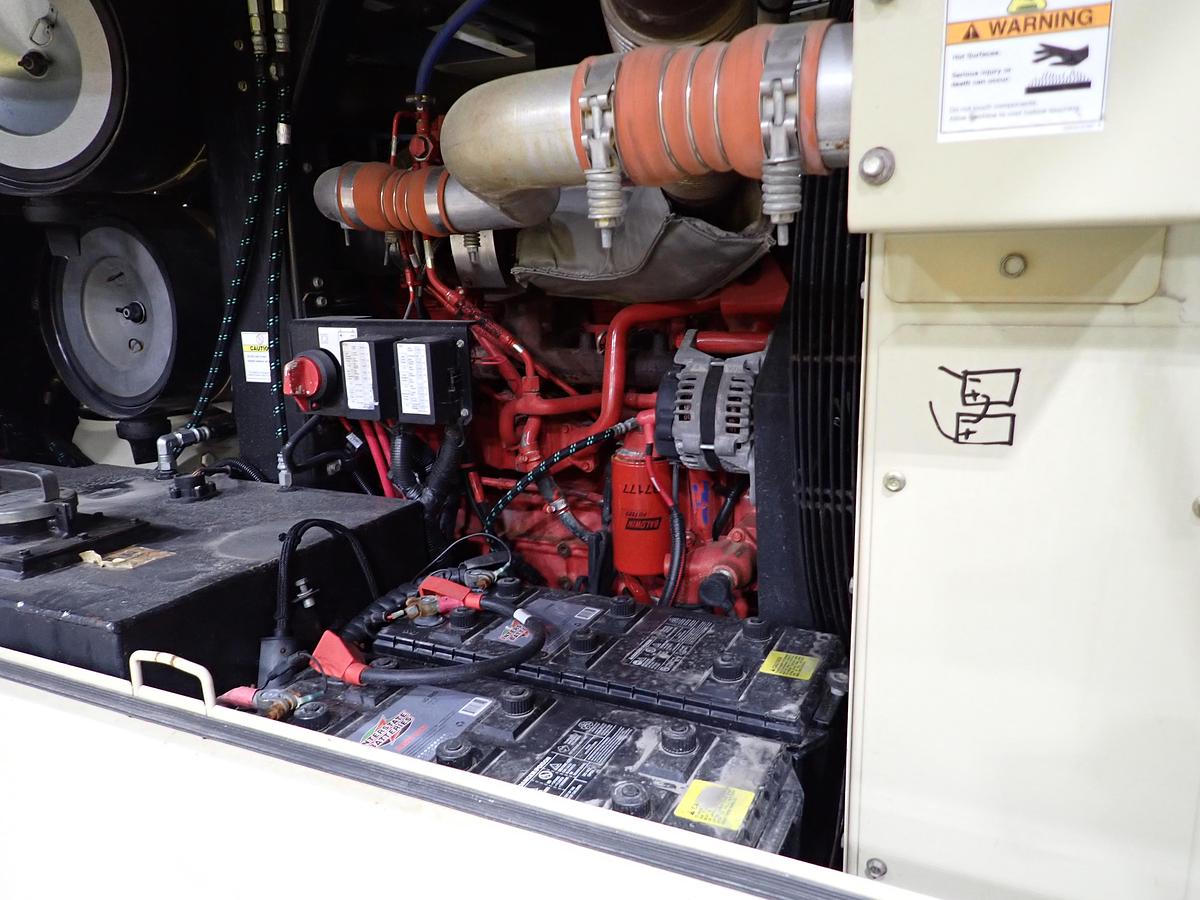 Used 2014 Doosan HP750WCU IQ 750 CFM Air Compressor