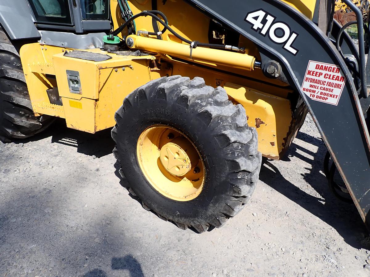 Used 2018 John Deere 410L Loader Backhoe LOADED! Q/C FORKS EXTENDAHOE