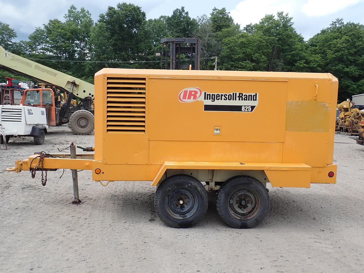 Used 1999 Ingersoll Rand XP825WCU 825 CFM Air Compressor