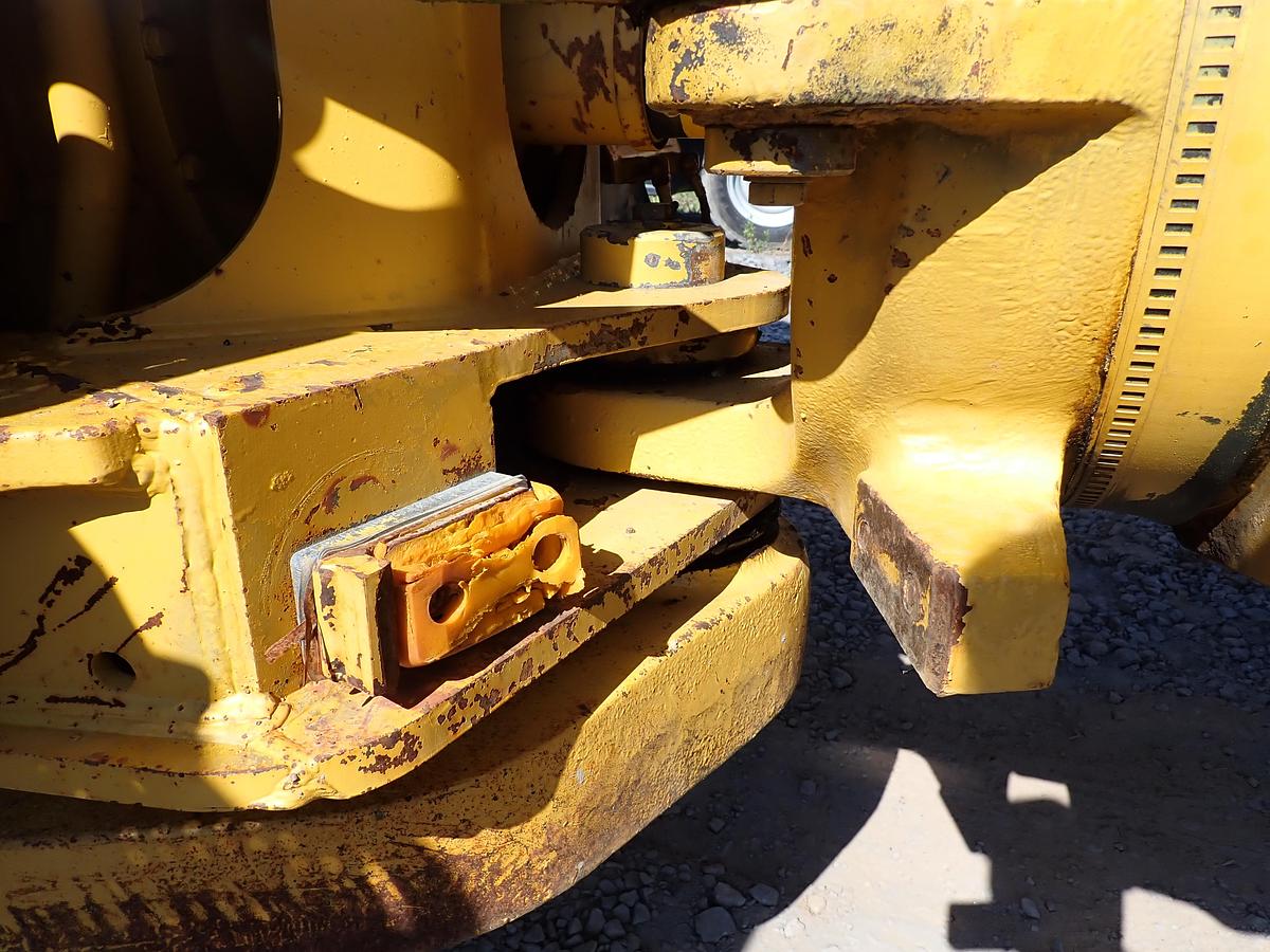 Used 2004 CAT 735 Articulated Haul Truck