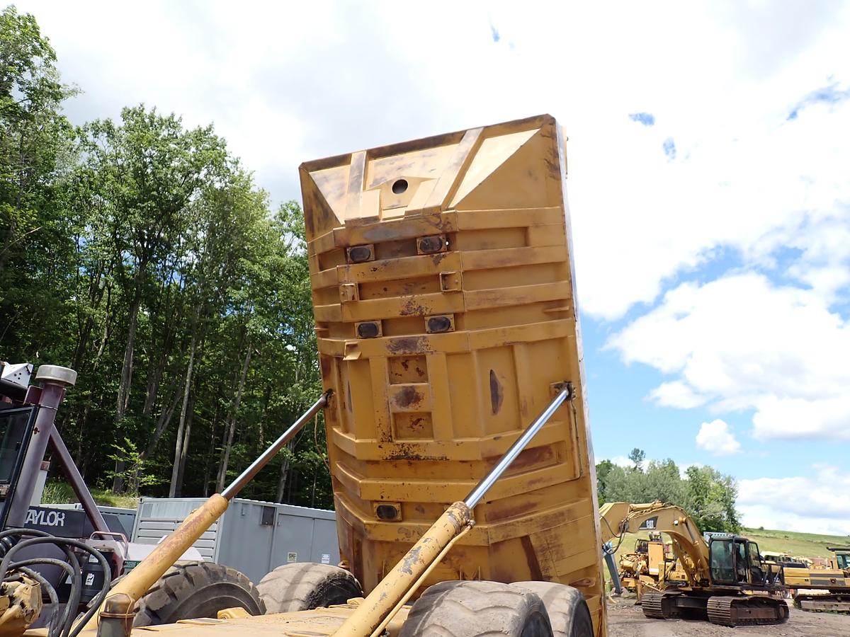 Used 1991 CAT D350D Articulated Haul Truck