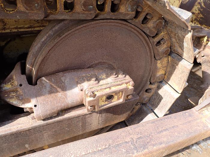 Used 1982 CAT D5B Crawler Dozer w/ CAB & WINCH 