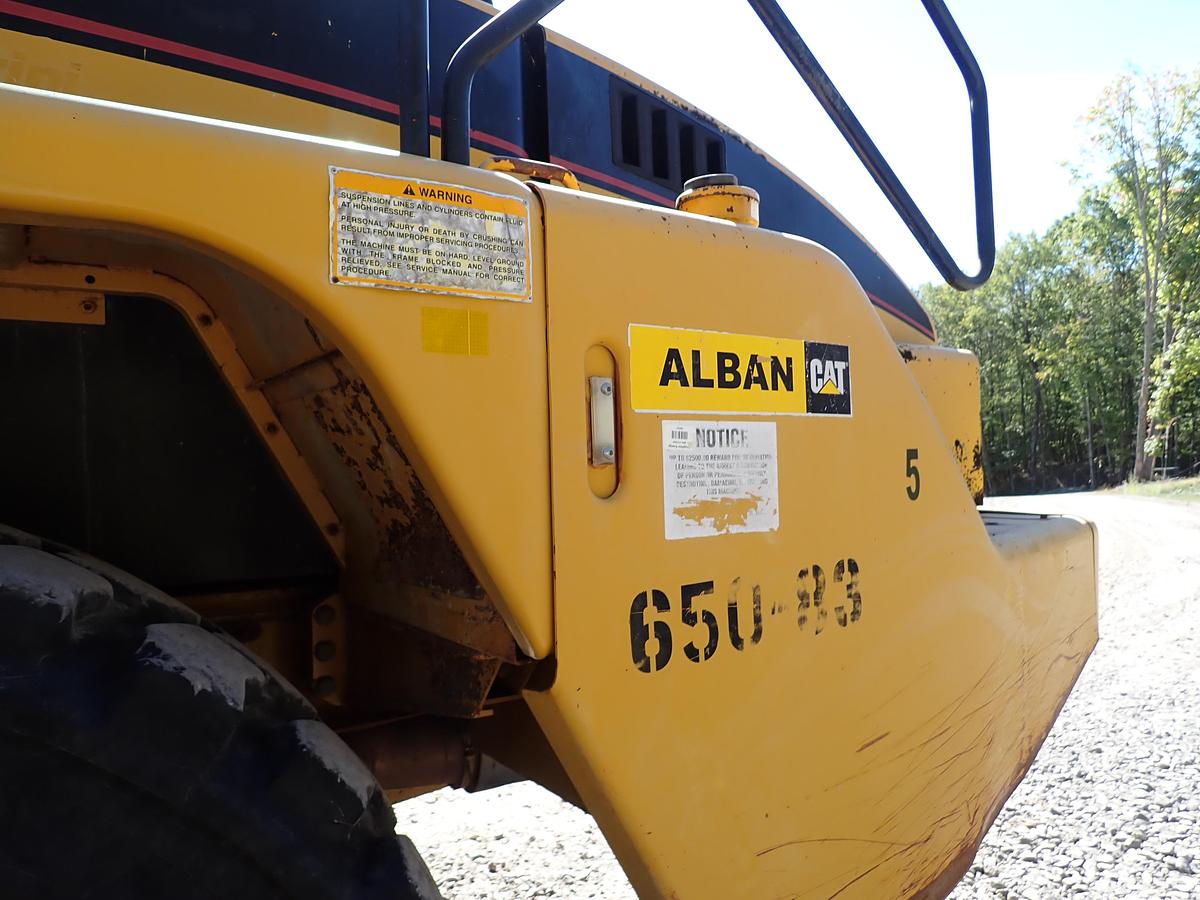 Used 2004 CAT 735 Articulated Haul Truck