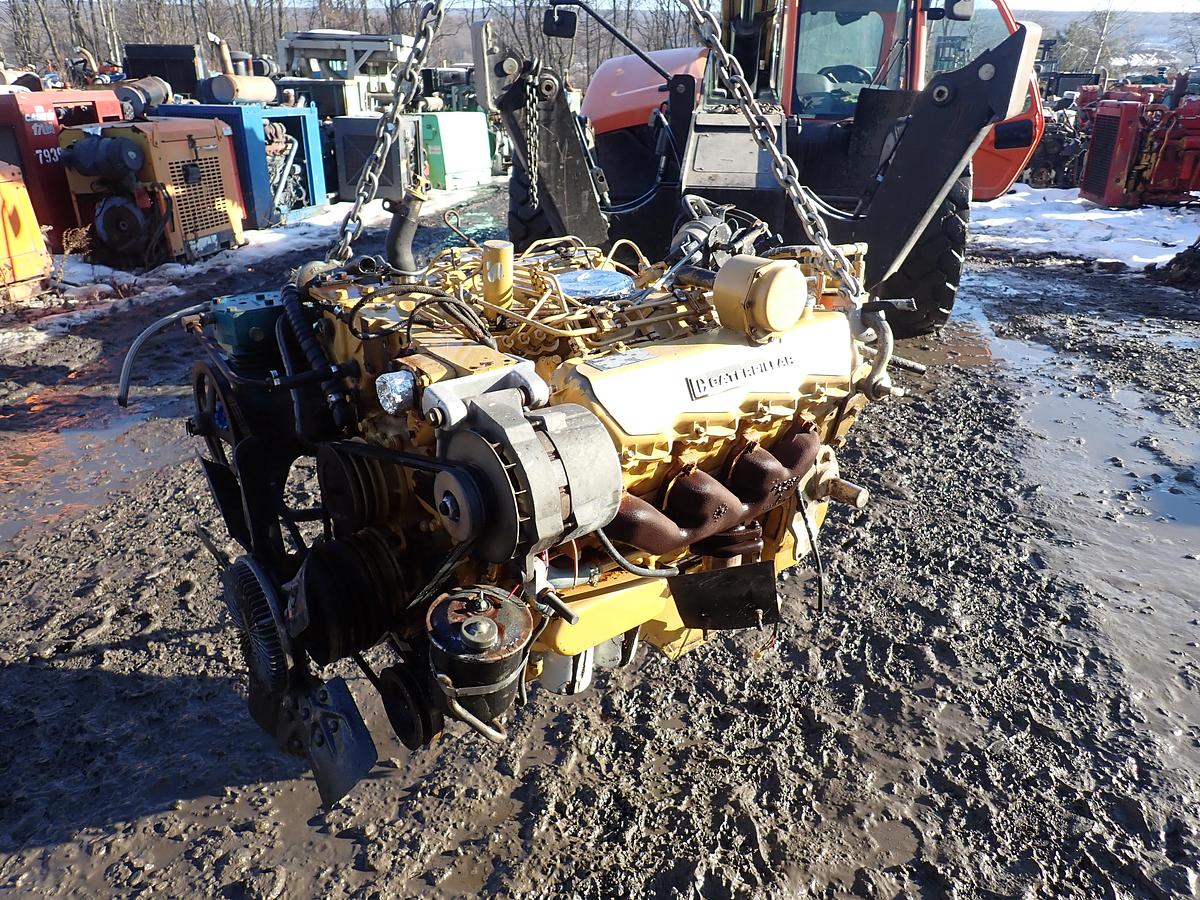 Used 1986 CAT 3208 Diesel Engine 16K MILES! AR # 7C-1553