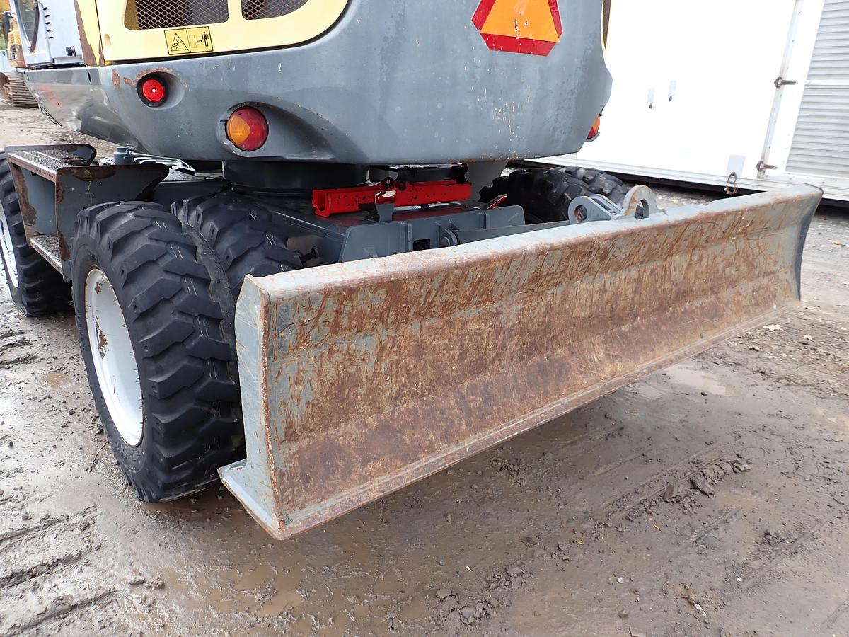 Used 2015 Wacker Neuson EW100