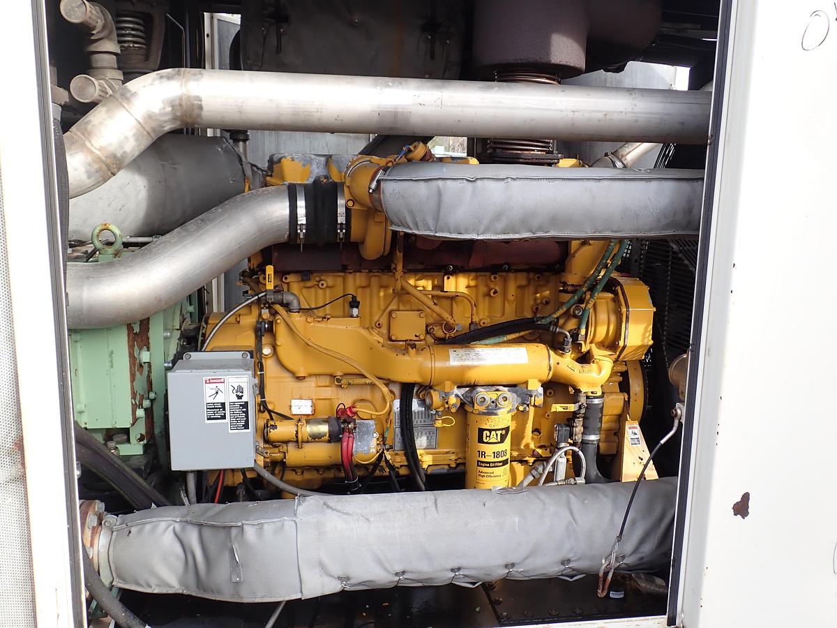 Used 2004 Sullair DE18 1550 CFM Oil Free Air Compressor CAT C16 5281 HRS