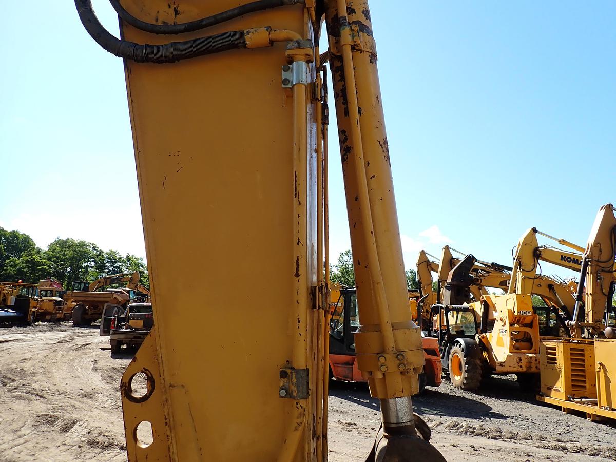 Used 2005 CAT 330CL Hydraulic Excavator