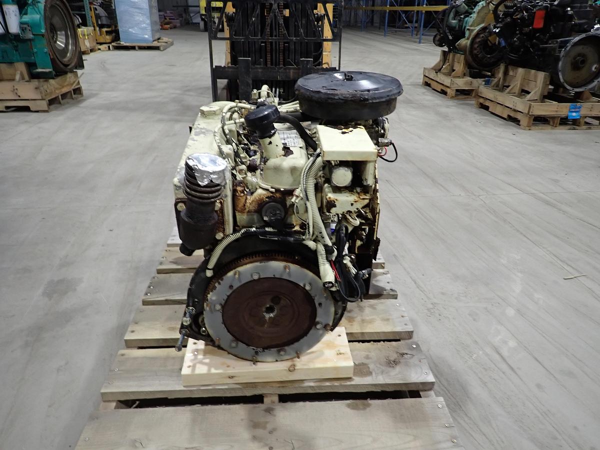 Used 1998 Ford VSG413I Gas Engine 
