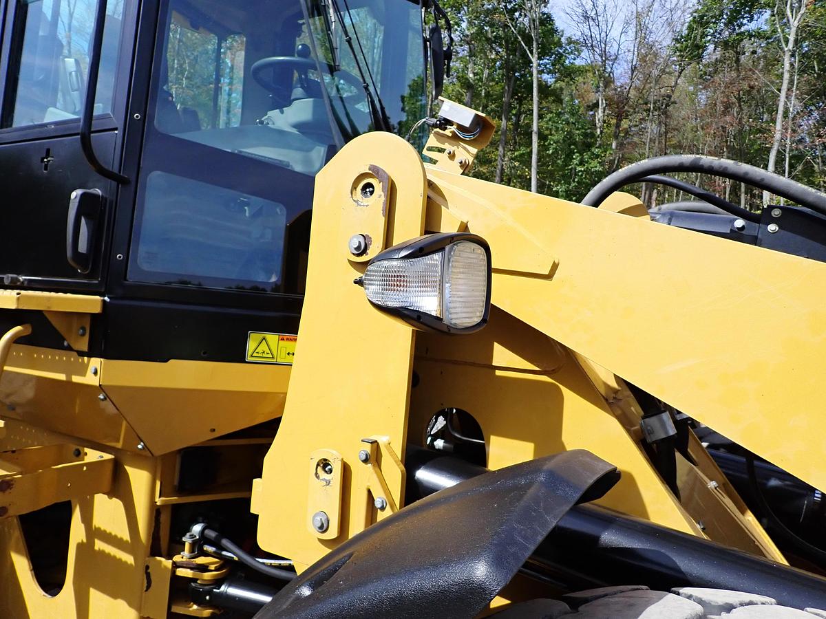 Used 2011 CAT 928HZ Wheel Loader 6000 HOURS! QUICK COUPLER