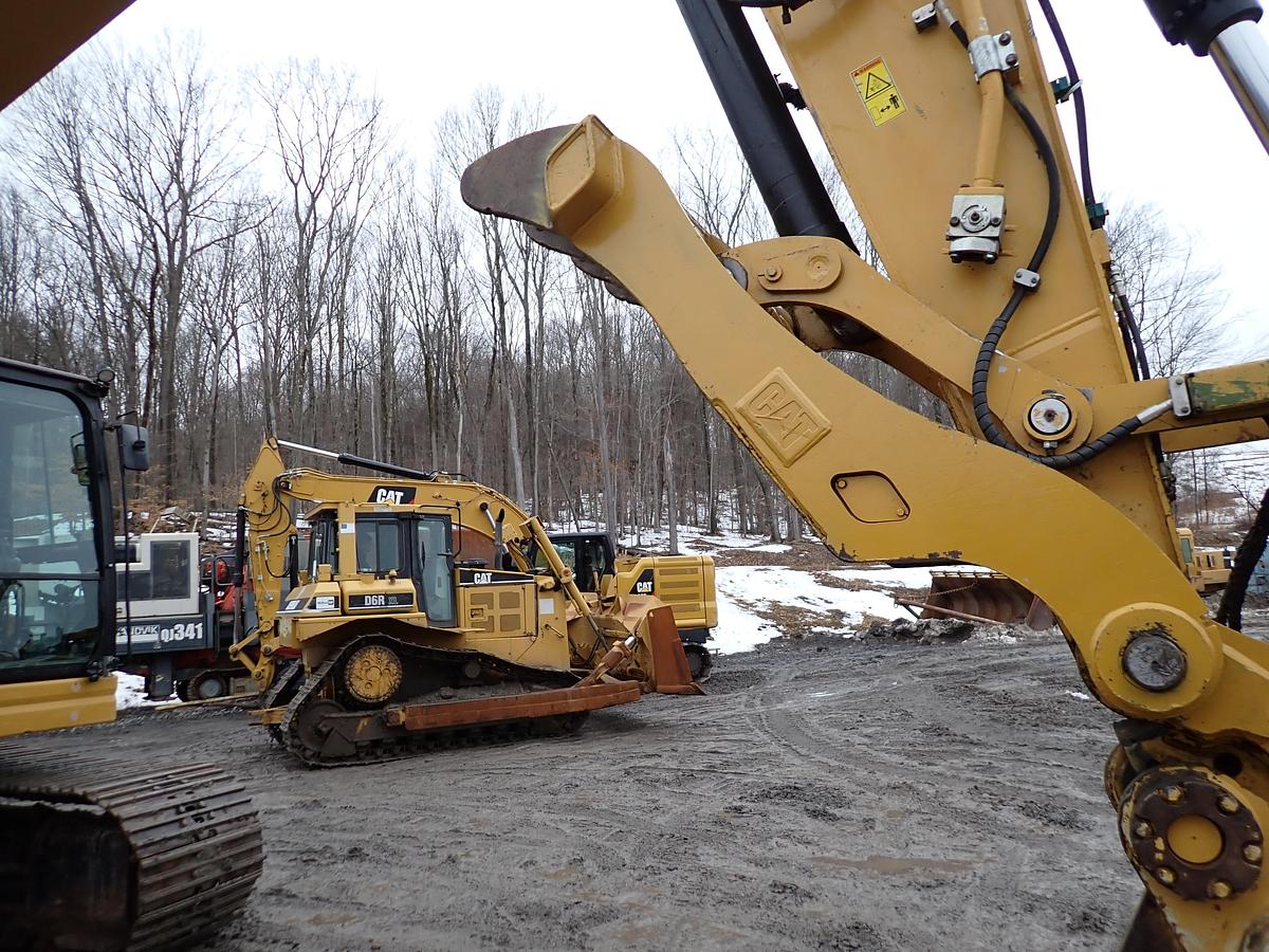 Used 2017 CAT 335F LCR Hydraulic Excavator w/ PROGRESSIVE THUMB!