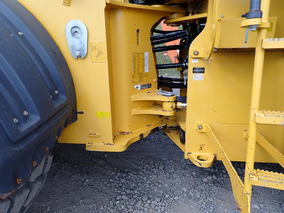 Used 2017 John Deere 844K III Wheel Loader AGGREGATE HANDLER
