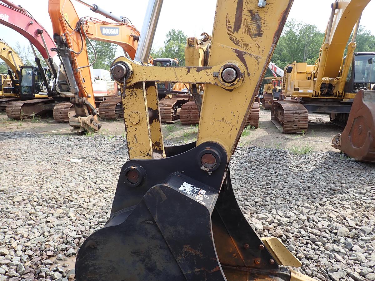 Used 2001 CAT 320CL Hydraulic Excavator