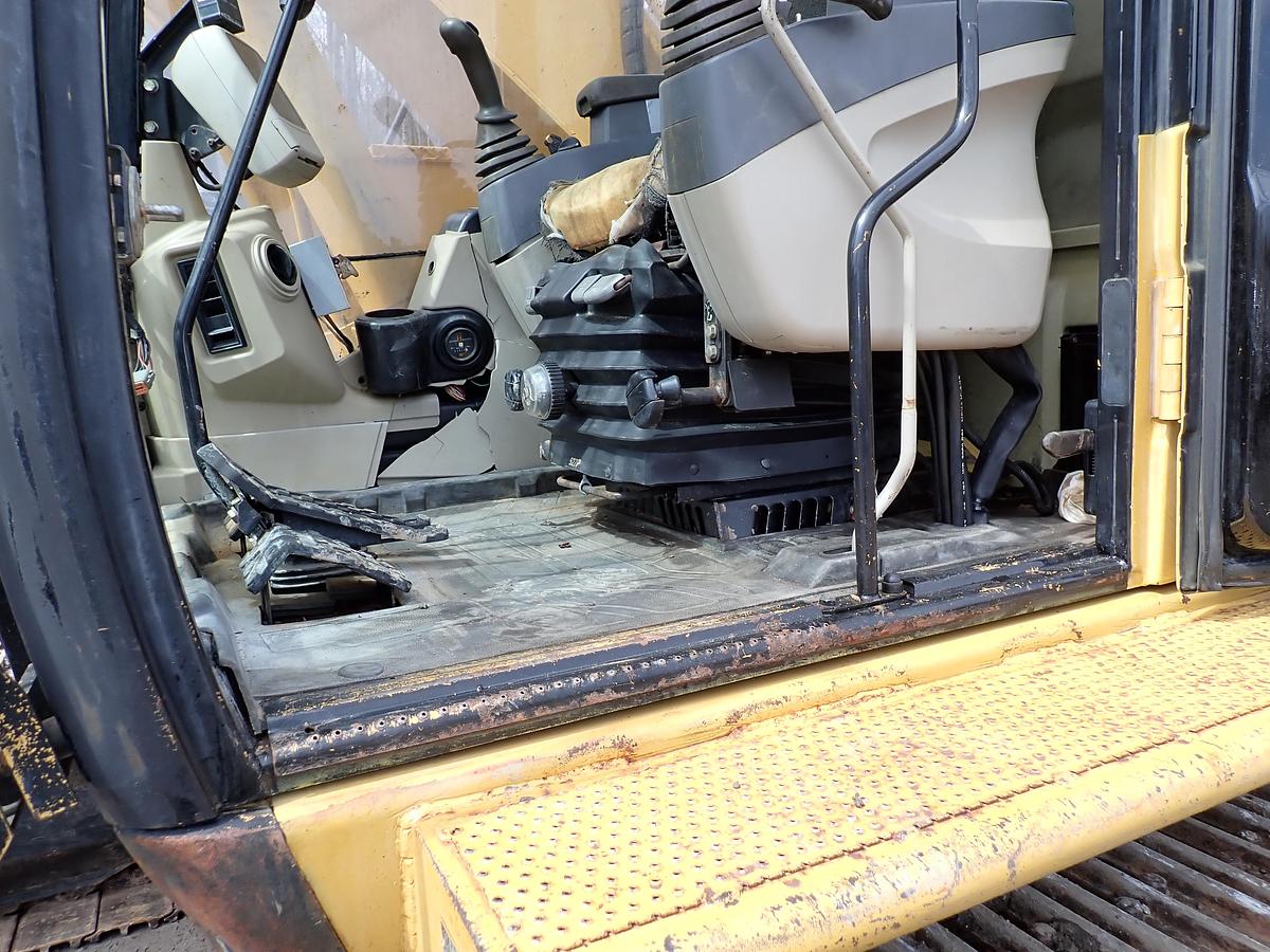 Used 2004 Supertrak SK250MX Forestry Mulcher FECON 