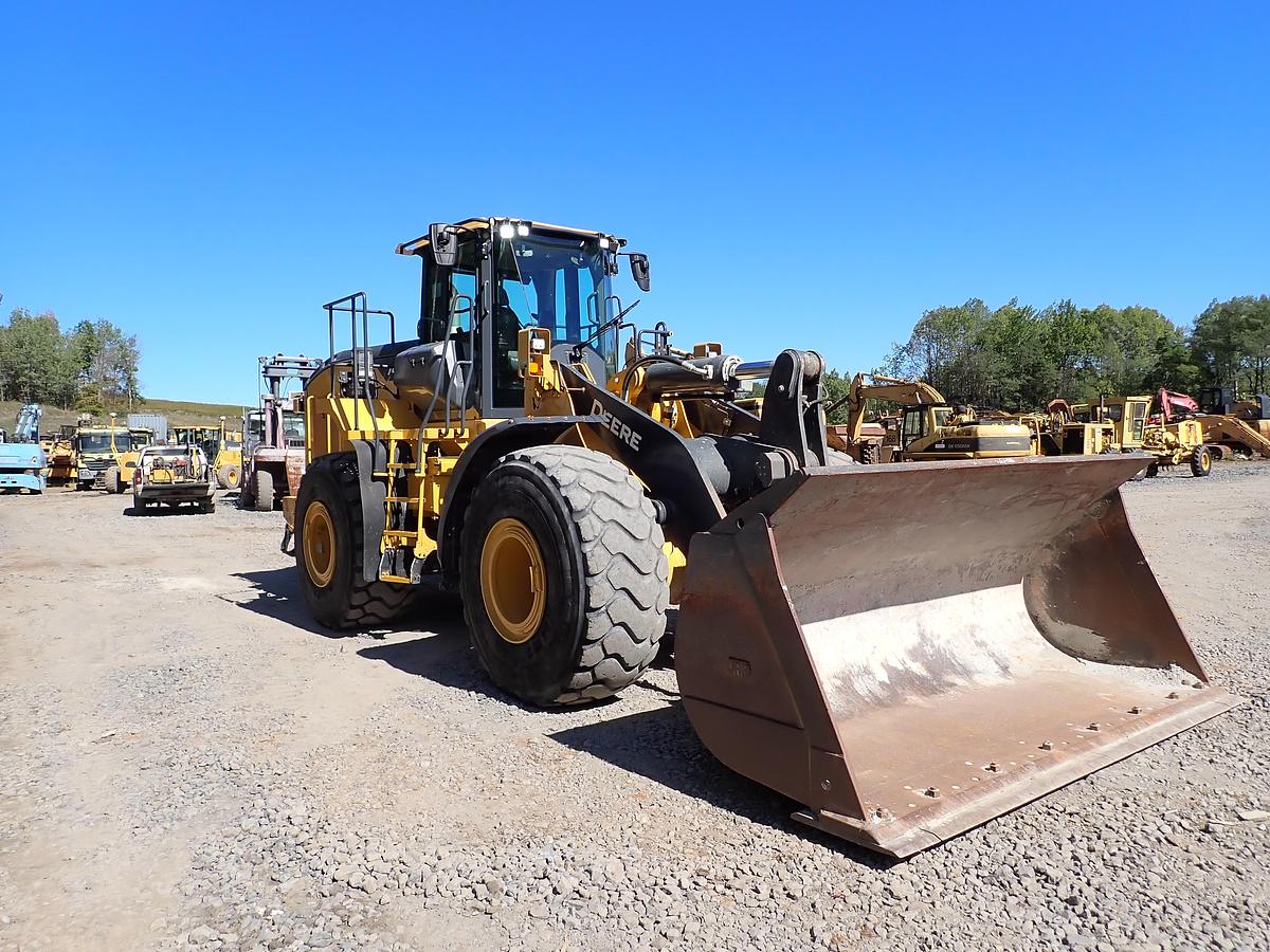 Used 2019 John Deere 744L Wheel Loader QUICK COUPLER!