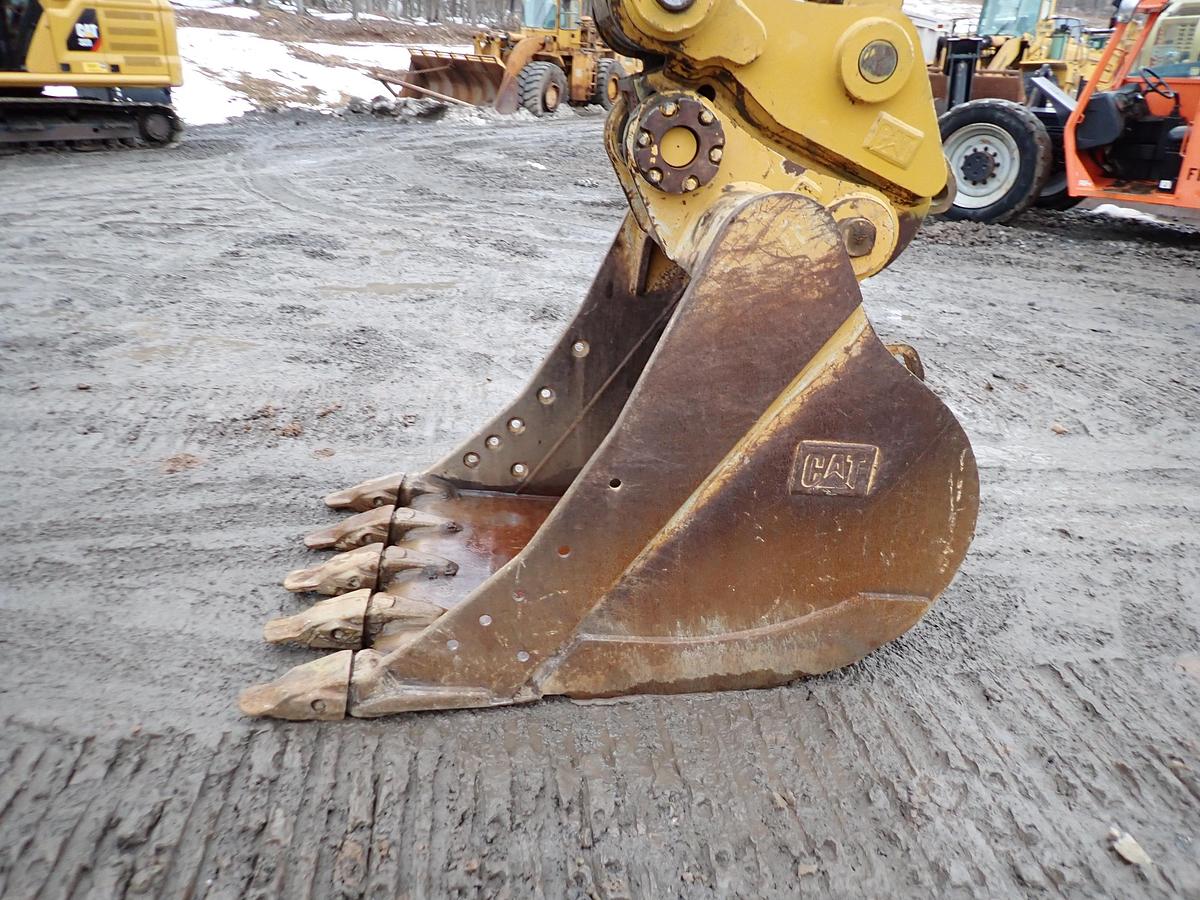 Used 2017 CAT 335F LCR Hydraulic Excavator w/ PROGRESSIVE THUMB!