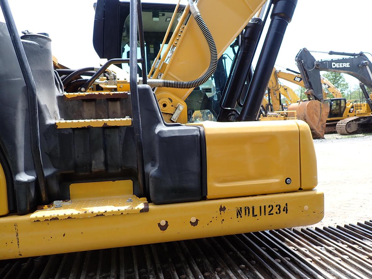 Used 2022 CAT 323 Excavator HYDRAULIC THUMB! 