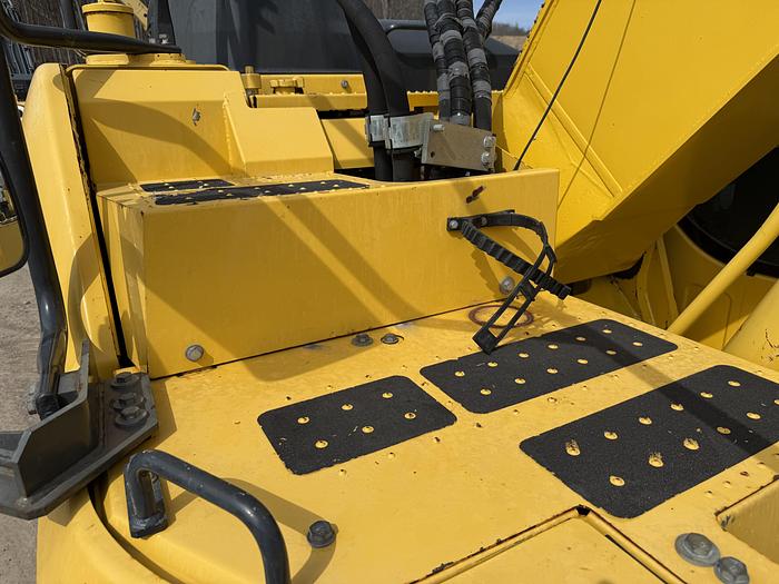 Used Komatsu Pc238