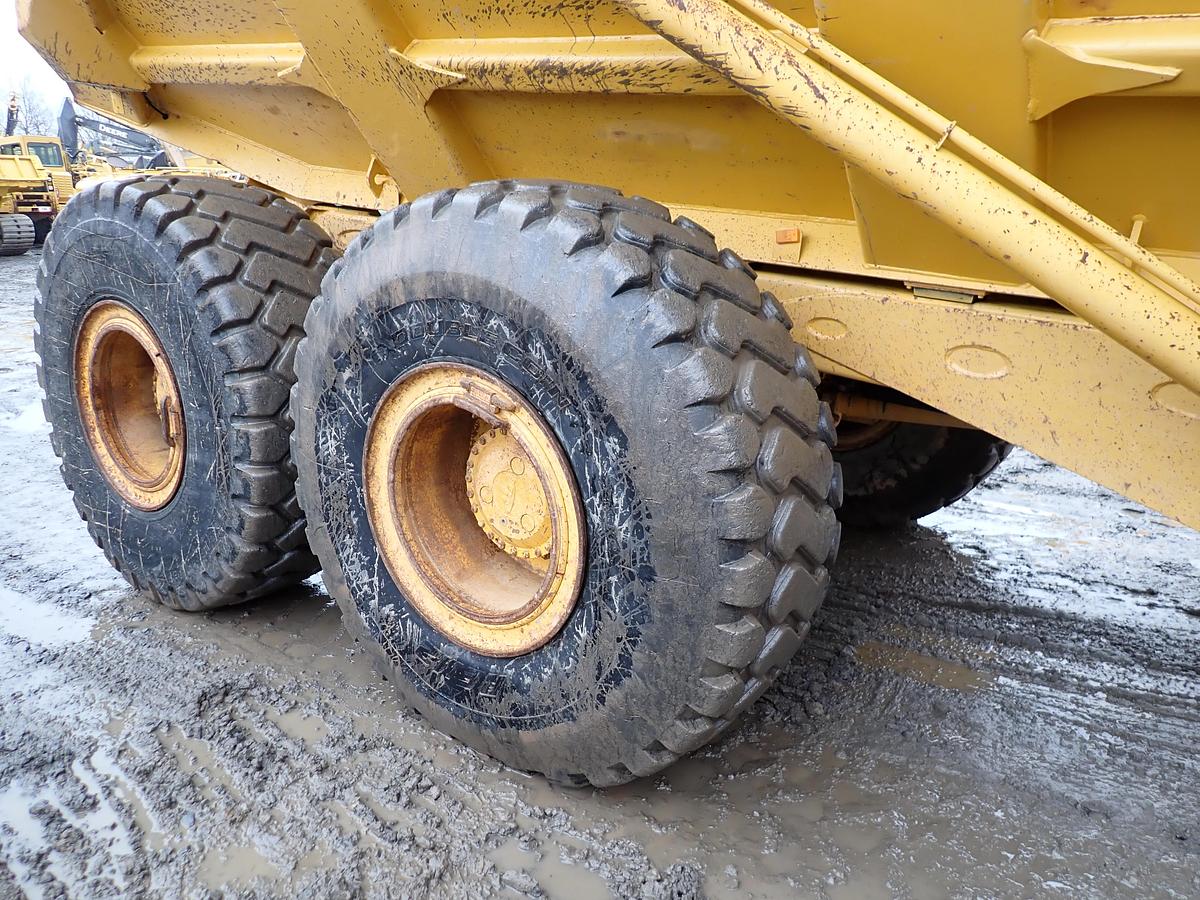 Used 2000 John Deere 300C Articulated Haul Truck