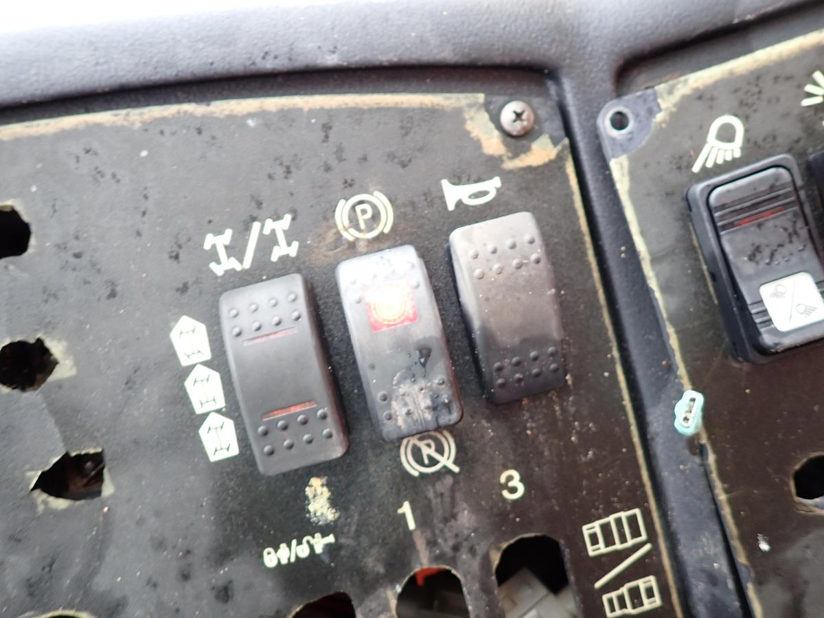 Used 2015 JLG G12-55A 12K Telehandler