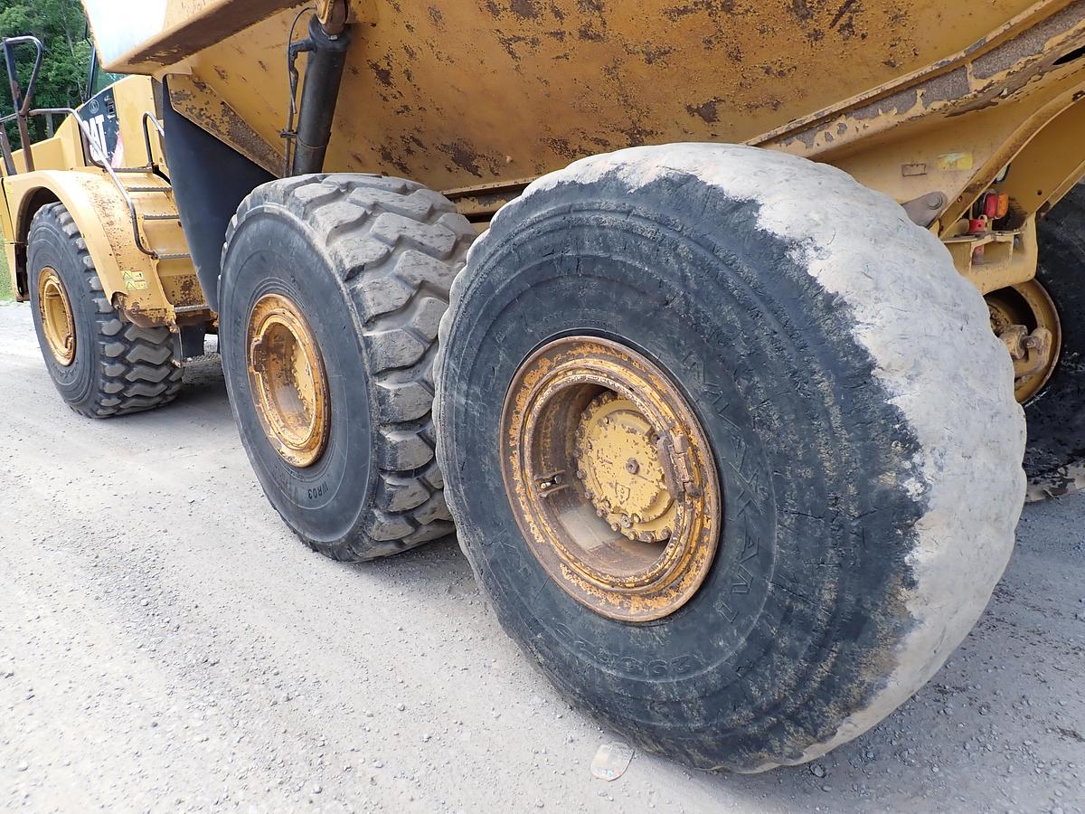 Used 2013 CAT 740B Articulated Haul Truck