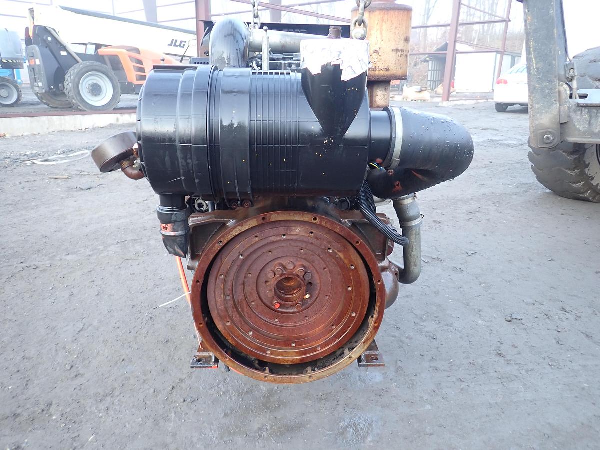 Used 2009 Perkins 1104D-E44TA Diesel Engine 1089 HOURS!