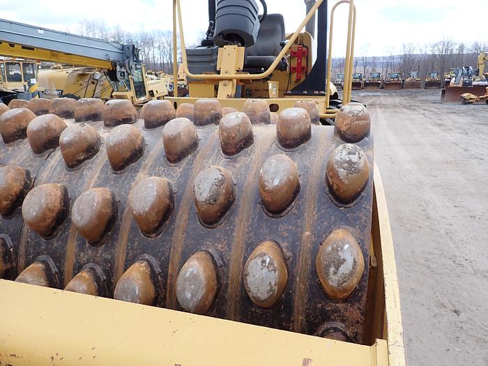 Used 2007 CAT CP-563E Padfoot Compactor