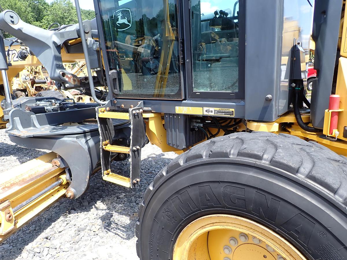 Used 2016 John Deere 772GP Motor Grader w/ GPS